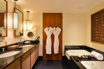 The Setai Miami Beach,Near Lincoln Road Mall,5 star