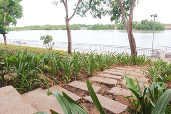 the beach house resort