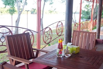 the beach house resort