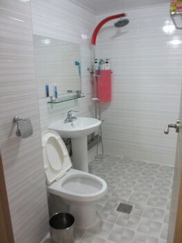 moiri guesthouse hostel