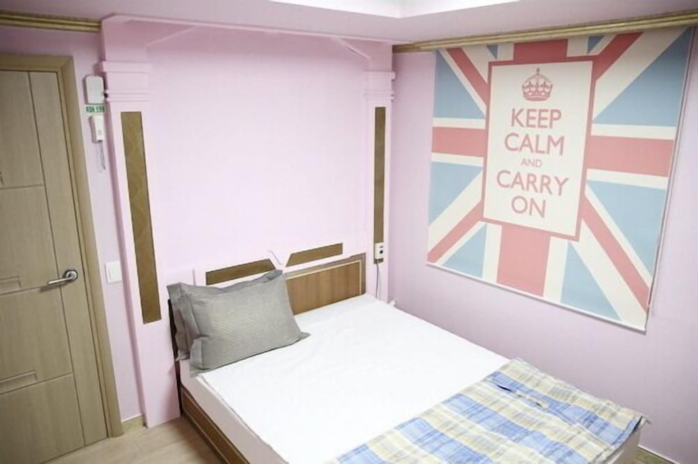 moiri guesthouse hostel