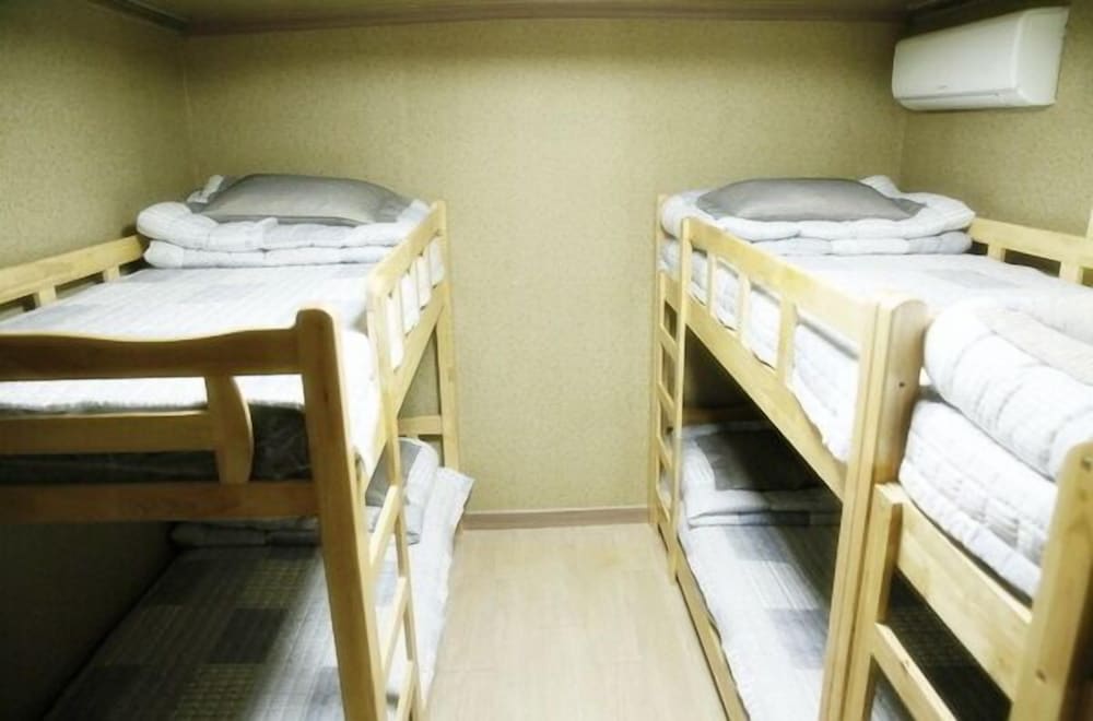 moiri guesthouse hostel