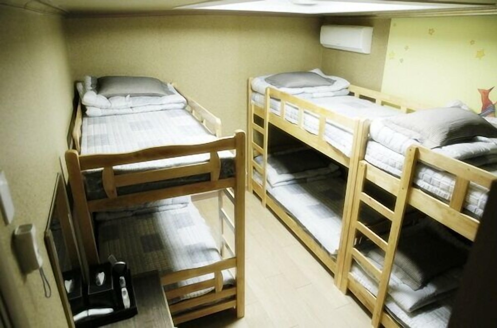 moiri guesthouse hostel