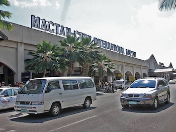 mactan district budgetel lapu lapu cebu hostel