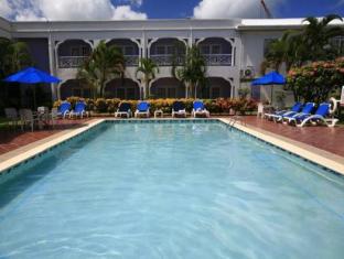 Bay Gardens Inn,Ciceron>>Castries,3 star