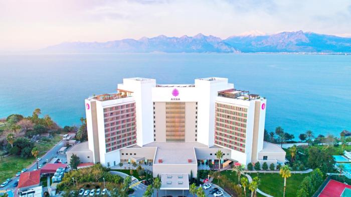 akra hotel