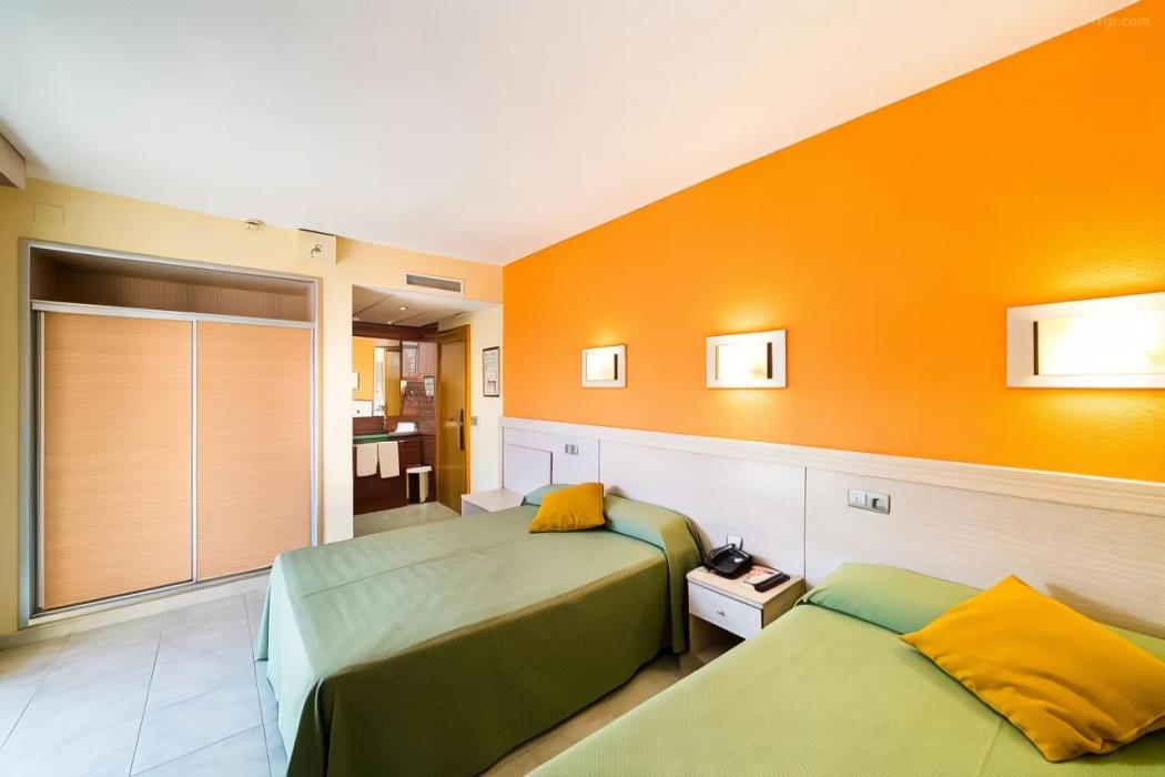 hotel servigroup calypso