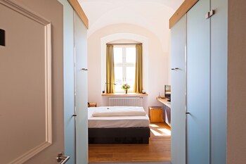 kloster holzen hotel