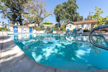 skylark shores resort