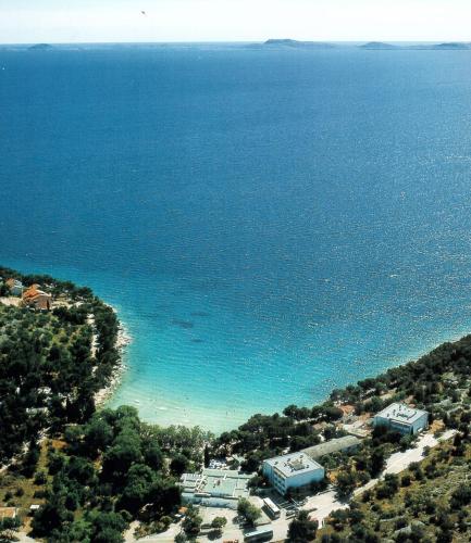 colentum resort murter