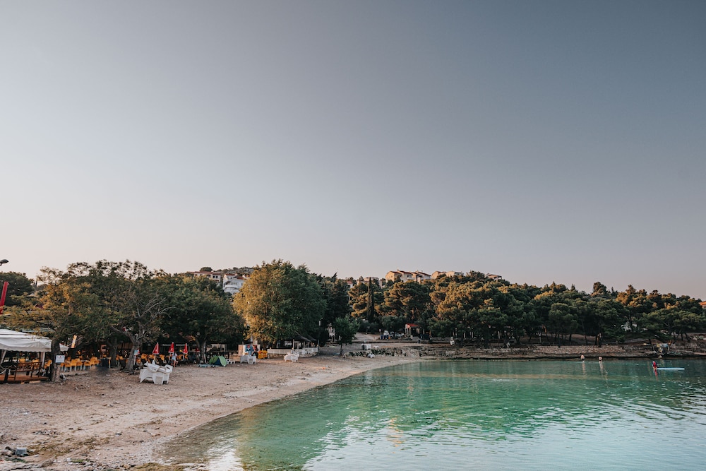 colentum resort murter