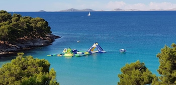 colentum resort murter