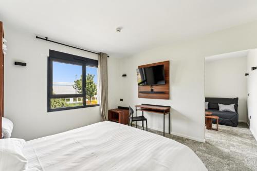 hotel akena pierrelaye