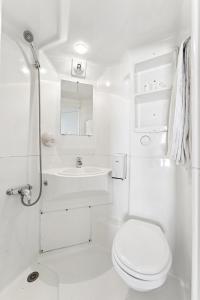 hotel akena pierrelaye