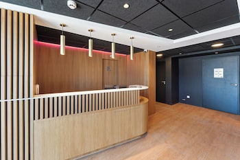 hotel akena pierrelaye