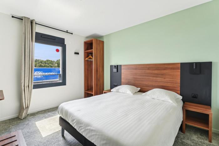 hotel akena pierrelaye