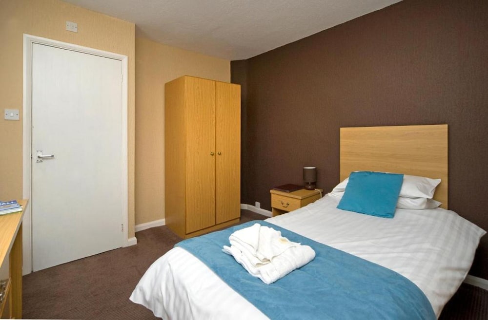 the caledonian torbay hotel