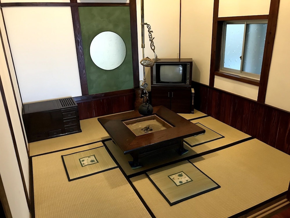 guesthouse wasabi hostel