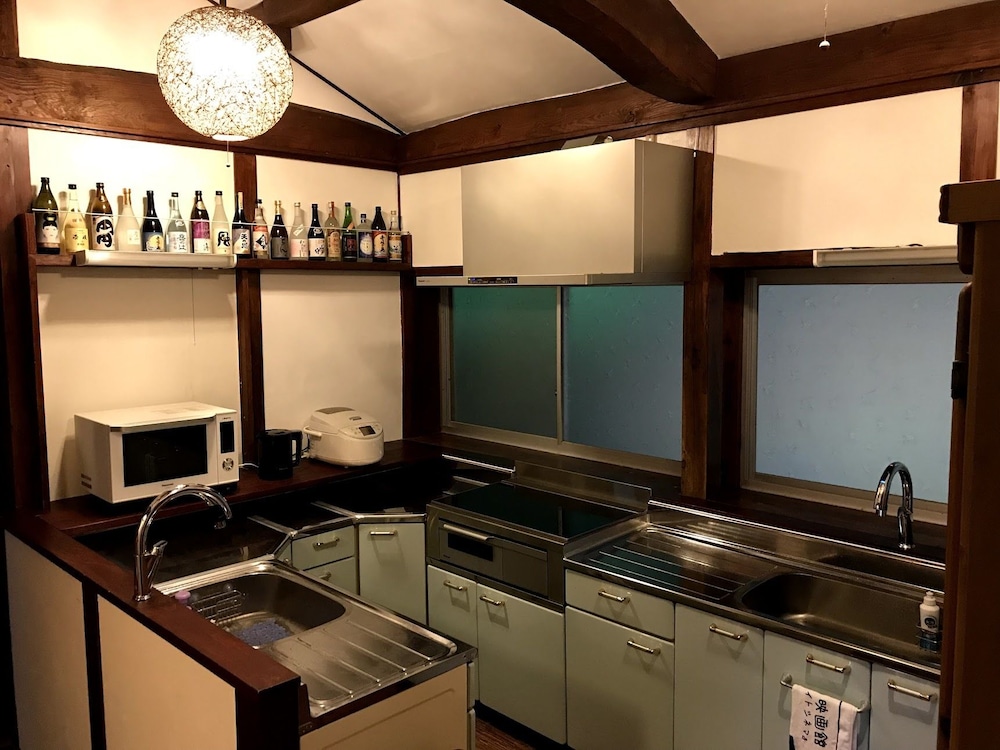 guesthouse wasabi hostel