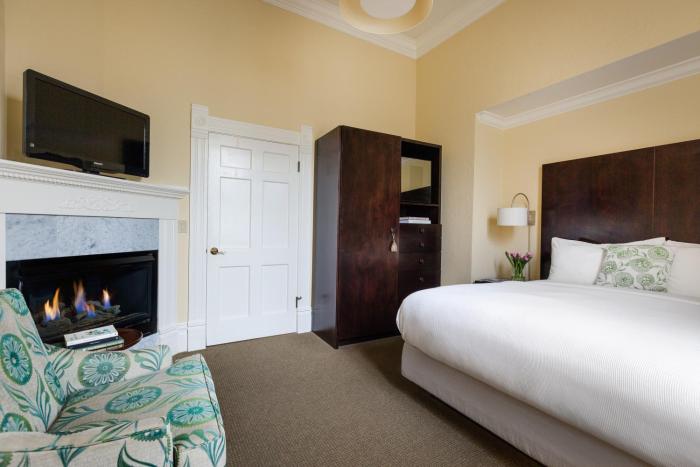 healdsburg inn on the plaza a four sisters inn