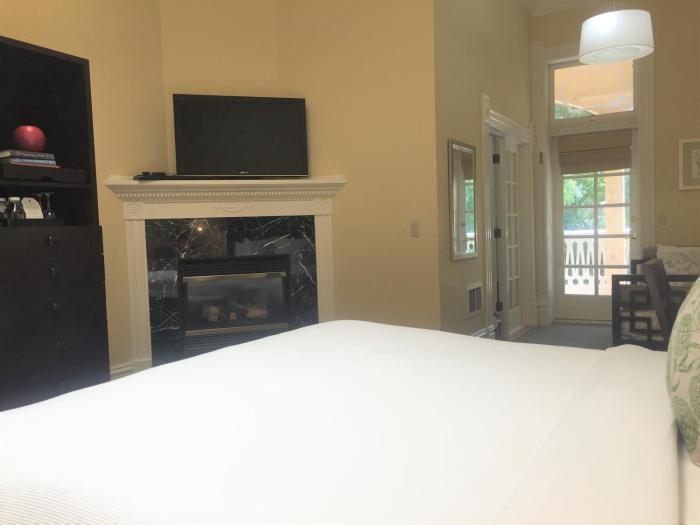 healdsburg inn on the plaza a four sisters inn