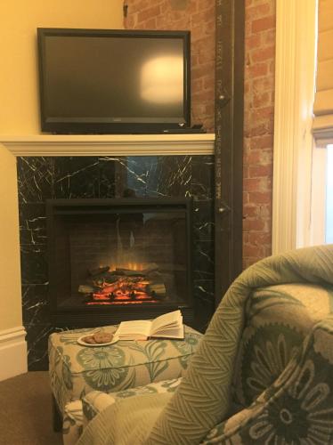 healdsburg inn on the plaza a four sisters inn