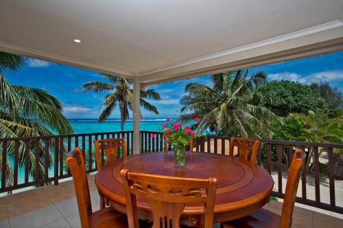 moana sands beachfront villas
