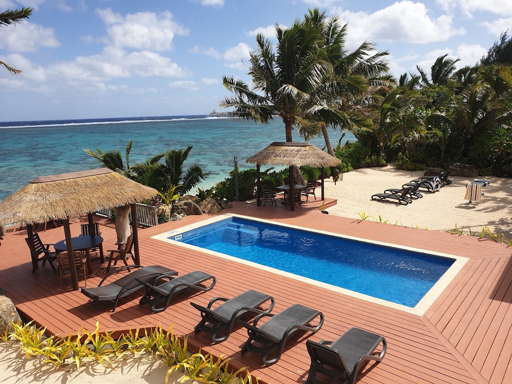 moana sands beachfront villas