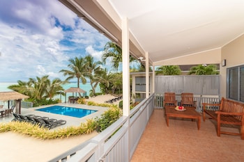 moana sands beachfront villas