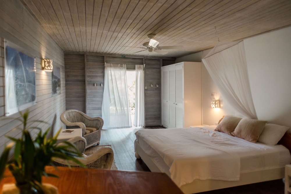 sea u guest house