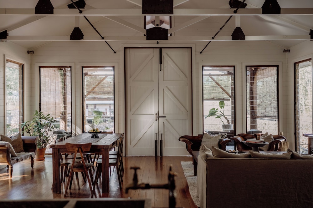 the boathouses at leaves and fishes