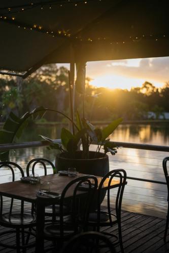 the boathouses at leaves and fishes