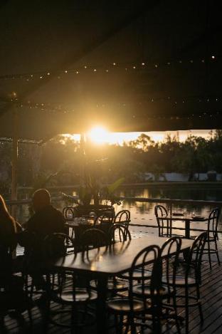 the boathouses at leaves and fishes