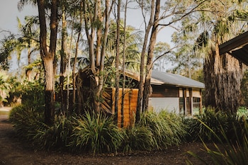 the boathouses at leaves and fishes