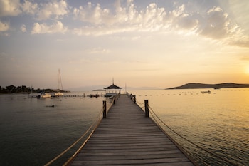 mark warner phokaia beach resort