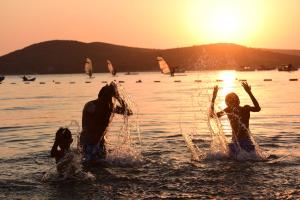 mark warner phokaia beach resort