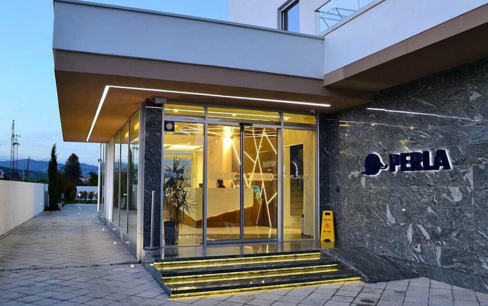 perla luxury