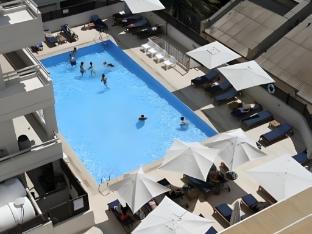 sun hall hotel