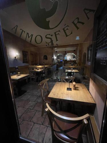 pension and restaurant atmosfera