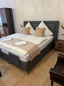 Pension & Restaurant Atmosféra,Loket>>Karlovy Vary,3 star