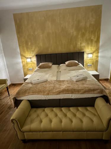 pension and restaurant atmosfera