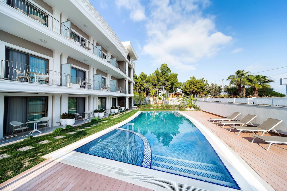 as hotel cesme