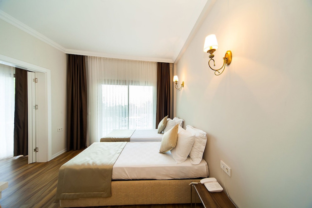 as hotel cesme