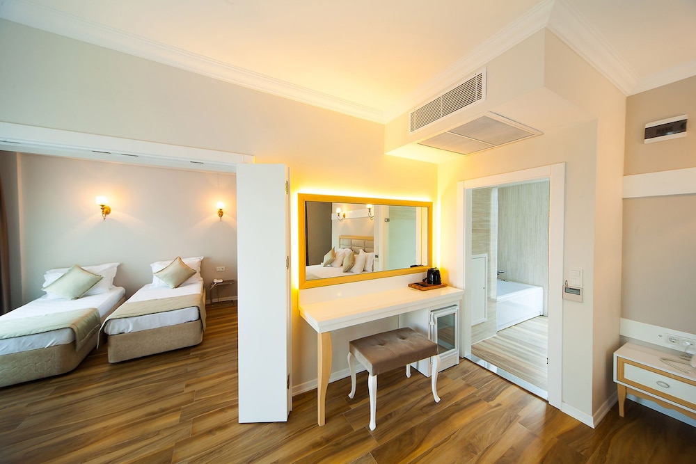 as hotel cesme