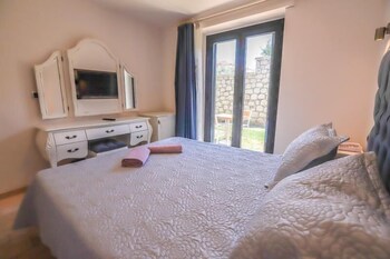 amour alacati butik otel