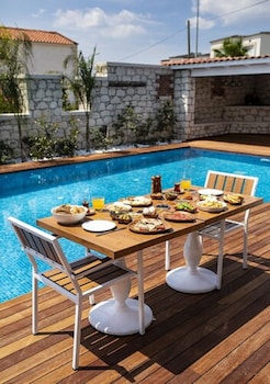 amour alacati butik otel