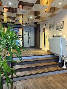 Cit'hotel Chris'tel Hotel,Le Puy-En-Velay>>Haute-Loire,3 star