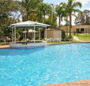 lake hume resort
