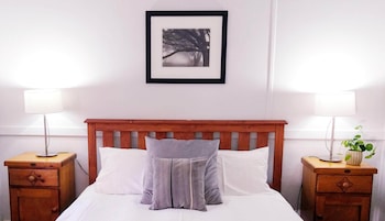 lake hume resort