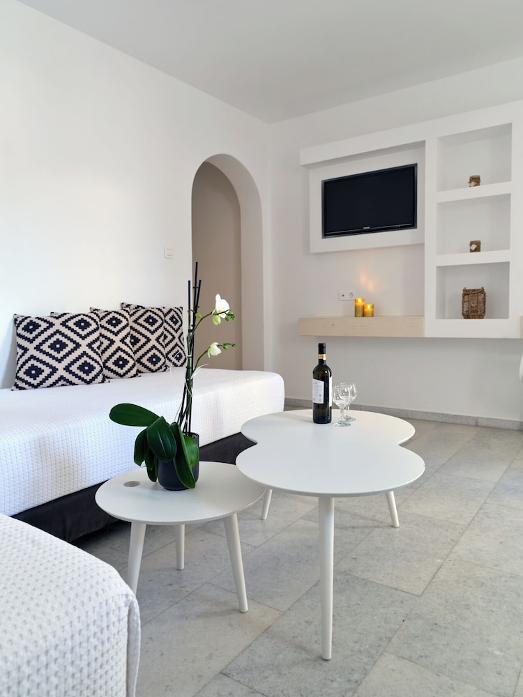 villa irini